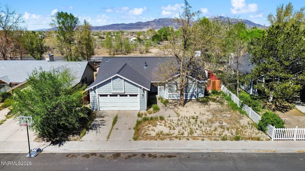 1576 Maria, Fernley, Nevada 89408, 3 Bedrooms Bedrooms, ,2 BathroomsBathrooms,Residential,Residential,Maria,260003898