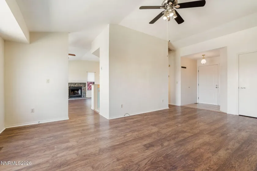 1576 Maria, Fernley, Nevada 89408, 3 Bedrooms Bedrooms, ,2 BathroomsBathrooms,Residential,Residential,Maria,260003898