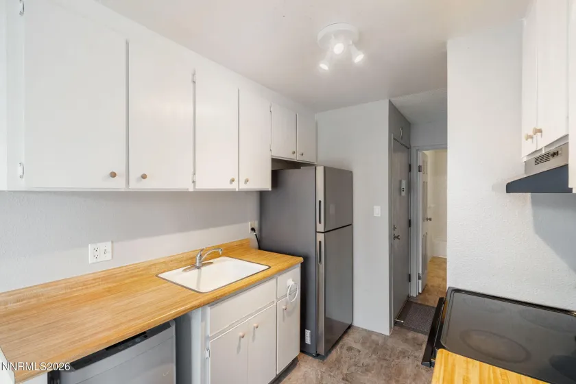 400 Saliman, Carson City, Nevada 89701, 1 Bedroom Bedrooms, ,1 BathroomBathrooms,Residential,Residential,Saliman,260003900