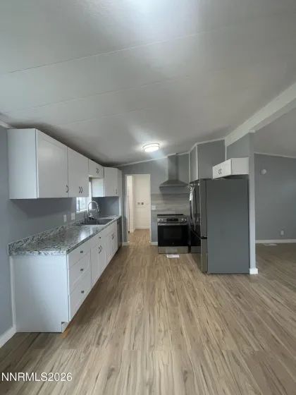 325 Carson, Battle Mountain, Nevada 89820, 3 Bedrooms Bedrooms, ,2 BathroomsBathrooms,Residential,Residential,Carson,260003903