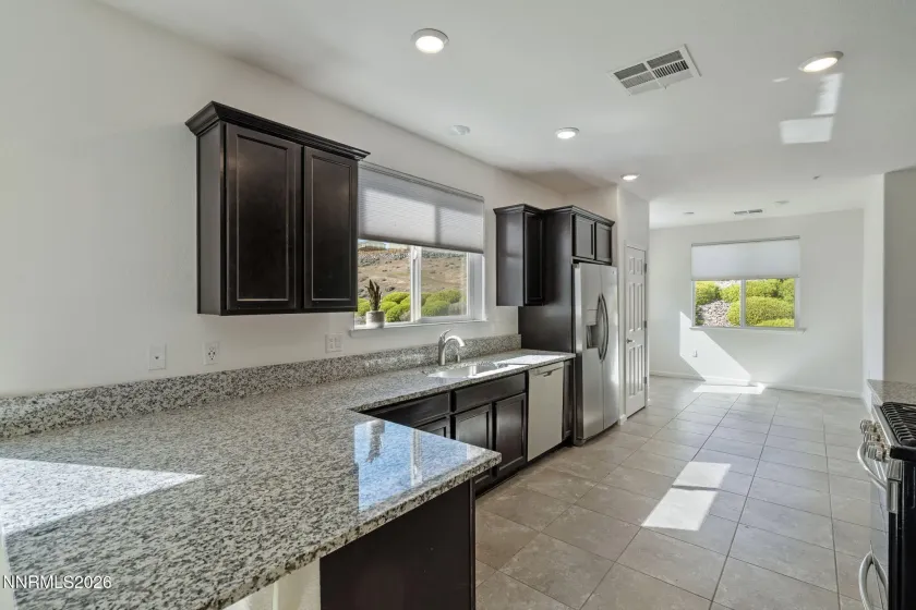 3040 Sterling Ridge, Sparks, Nevada 89431, 2 Bedrooms Bedrooms, ,3 BathroomsBathrooms,Residential,Residential,Sterling Ridge,260003902