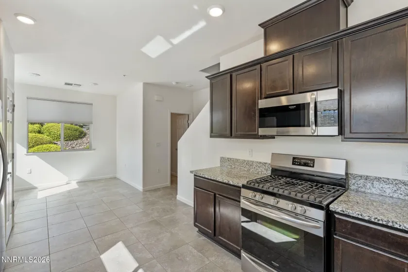 3040 Sterling Ridge, Sparks, Nevada 89431, 2 Bedrooms Bedrooms, ,3 BathroomsBathrooms,Residential,Residential,Sterling Ridge,260003902