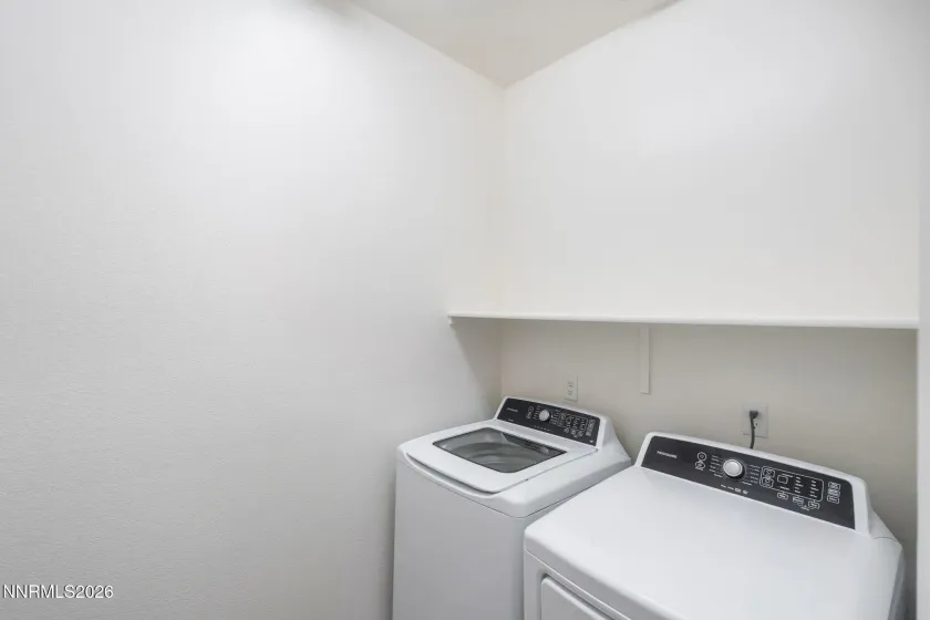 3040 Sterling Ridge, Sparks, Nevada 89431, 2 Bedrooms Bedrooms, ,3 BathroomsBathrooms,Residential,Residential,Sterling Ridge,260003902