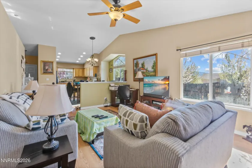 1665 Talking Sparrow, Spanish Springs, Nevada 89441, 3 Bedrooms Bedrooms, ,2 BathroomsBathrooms,Residential,Residential,Talking Sparrow,260003904