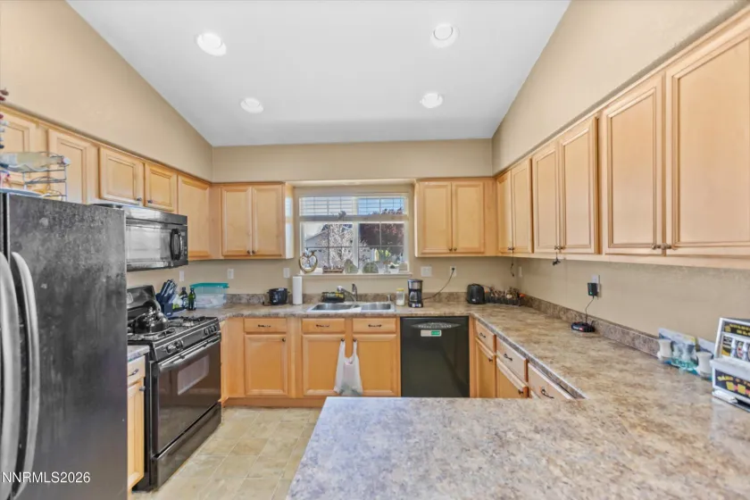 1665 Talking Sparrow, Spanish Springs, Nevada 89441, 3 Bedrooms Bedrooms, ,2 BathroomsBathrooms,Residential,Residential,Talking Sparrow,260003904