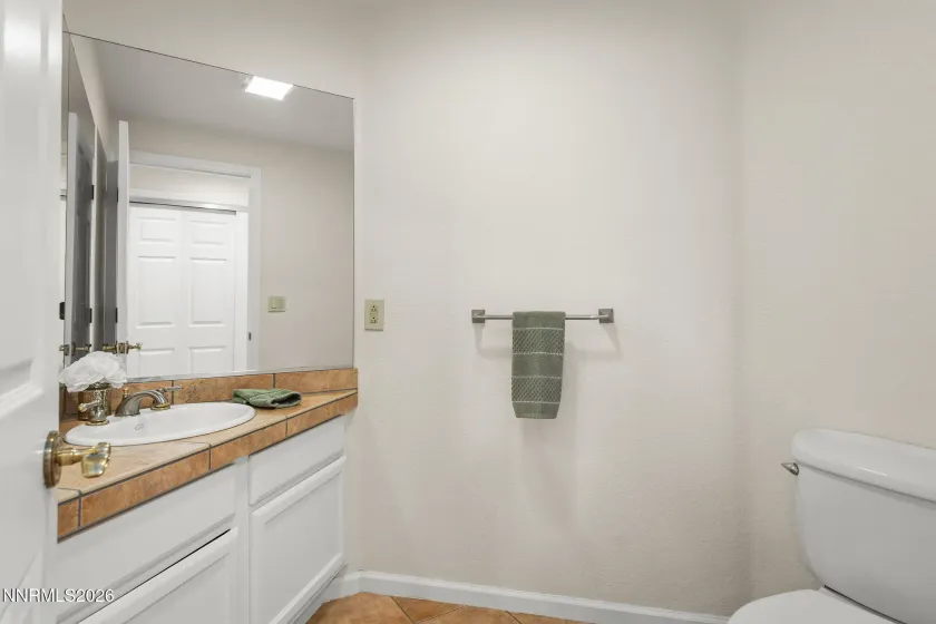 3575 Ashfork, Reno, Nevada 89509, 5 Bedrooms Bedrooms, ,4 BathroomsBathrooms,Residential,Residential,Ashfork,260003906