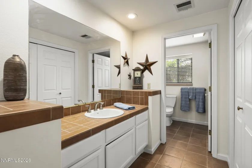 3575 Ashfork, Reno, Nevada 89509, 5 Bedrooms Bedrooms, ,4 BathroomsBathrooms,Residential,Residential,Ashfork,260003906