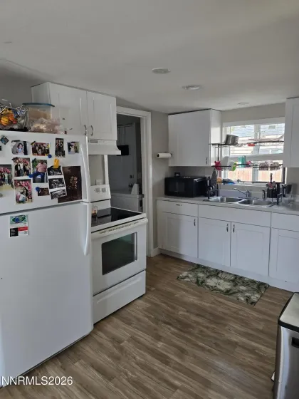 245 Linden, Reno, Nevada 89502, 2 Bedrooms Bedrooms, ,2 BathroomsBathrooms,Residential,Residential,Linden,260003907