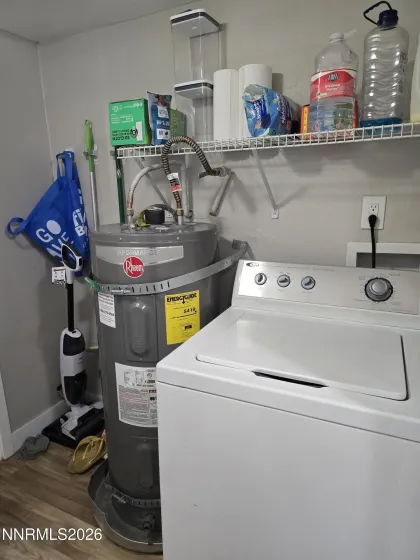 245 Linden, Reno, Nevada 89502, 2 Bedrooms Bedrooms, ,2 BathroomsBathrooms,Residential,Residential,Linden,260003907