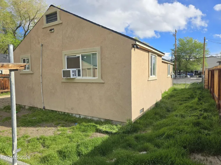 245 Linden, Reno, Nevada 89502, 2 Bedrooms Bedrooms, ,2 BathroomsBathrooms,Residential,Residential,Linden,260003907
