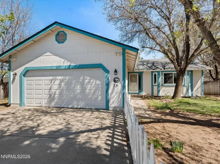 35 Mc Lemore, Sparks, Nevada 89441, 3 Bedrooms Bedrooms, ,2 BathroomsBathrooms,Residential,Residential,Mc Lemore,260003908