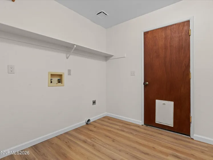 35 Mc Lemore, Sparks, Nevada 89441, 3 Bedrooms Bedrooms, ,2 BathroomsBathrooms,Residential,Residential,Mc Lemore,260003908