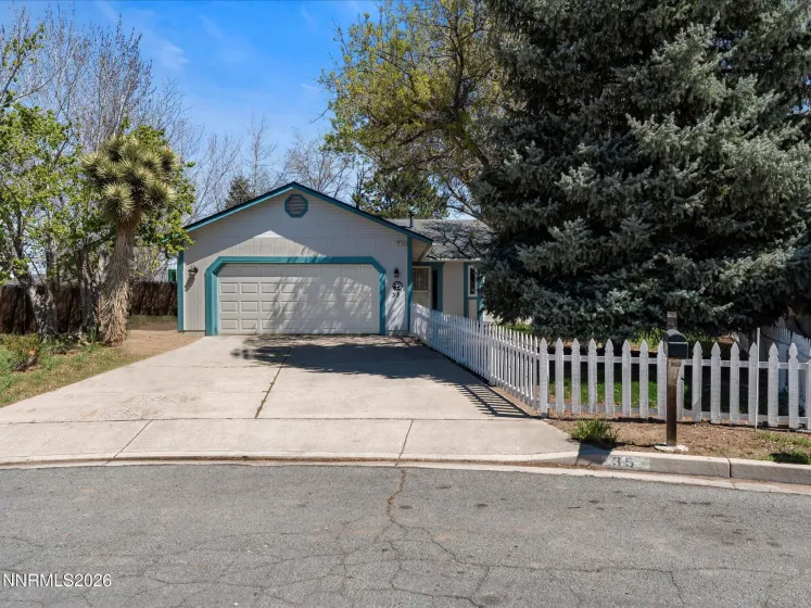 35 Mc Lemore, Sparks, Nevada 89441, 3 Bedrooms Bedrooms, ,2 BathroomsBathrooms,Residential,Residential,Mc Lemore,260003908