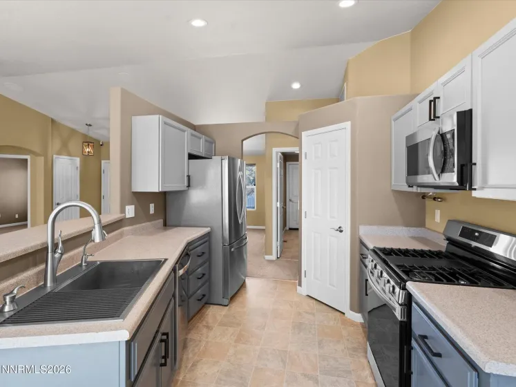 111 Shadow Mountain, Fernley, Nevada 89408, 3 Bedrooms Bedrooms, ,2 BathroomsBathrooms,Residential,Residential,Shadow Mountain,260003909