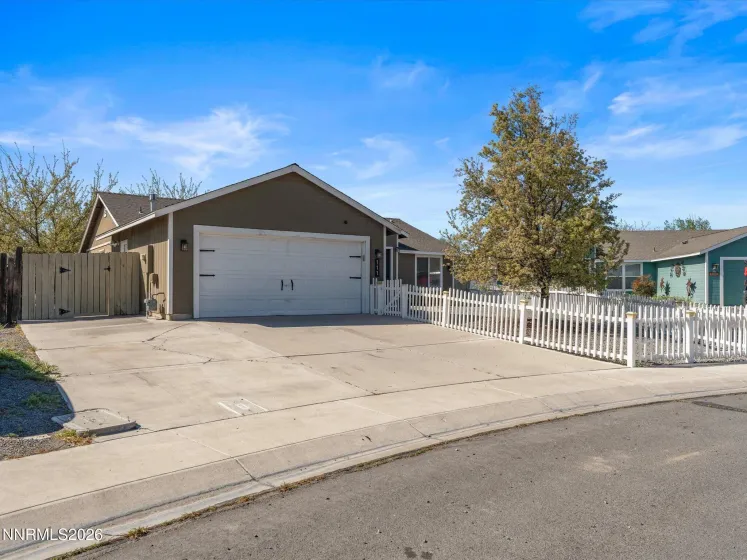 111 Shadow Mountain, Fernley, Nevada 89408, 3 Bedrooms Bedrooms, ,2 BathroomsBathrooms,Residential,Residential,Shadow Mountain,260003909