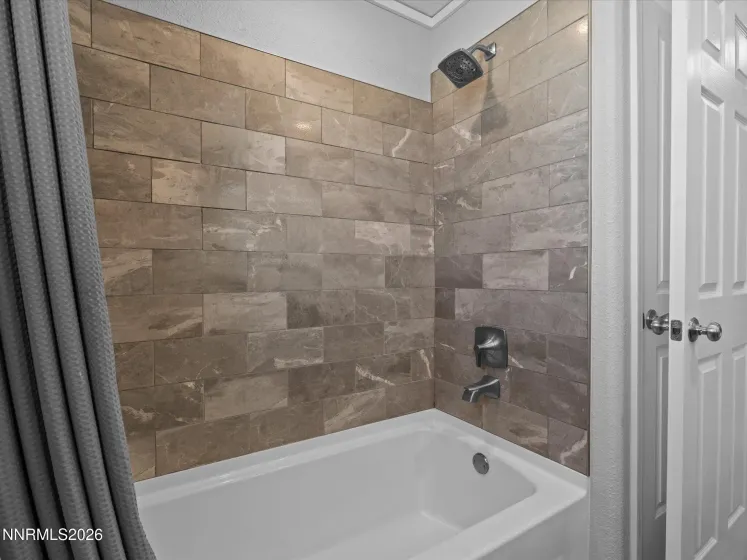 111 Shadow Mountain, Fernley, Nevada 89408, 3 Bedrooms Bedrooms, ,2 BathroomsBathrooms,Residential,Residential,Shadow Mountain,260003909