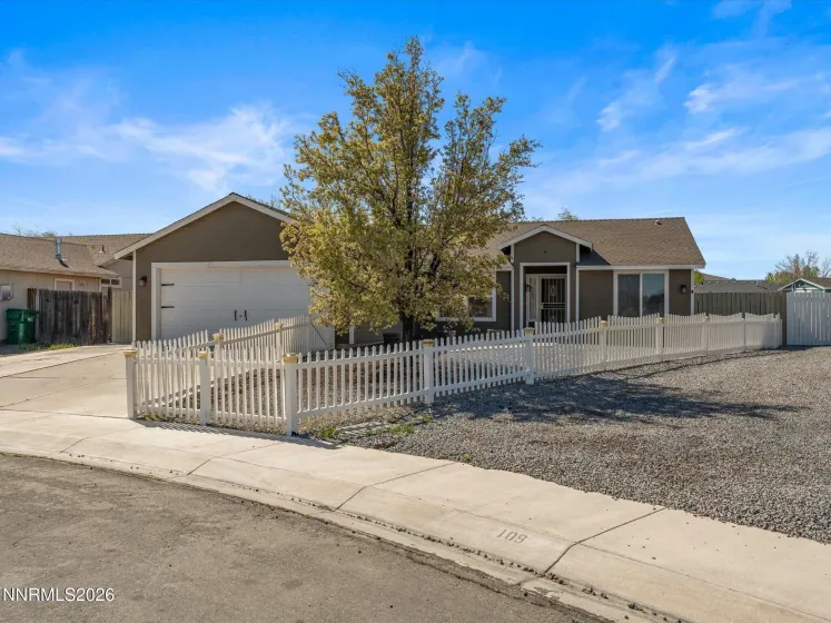 111 Shadow Mountain, Fernley, Nevada 89408, 3 Bedrooms Bedrooms, ,2 BathroomsBathrooms,Residential,Residential,Shadow Mountain,260003909