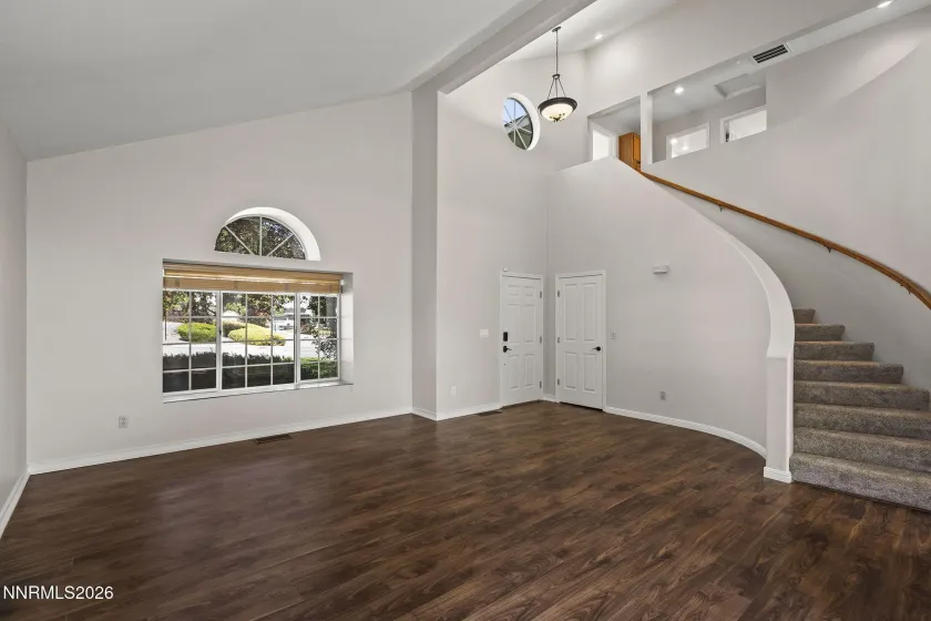 2260 Ridgeview, Reno, Nevada 89519, 3 Bedrooms Bedrooms, ,3 BathroomsBathrooms,Residential,Residential,Ridgeview,260003911