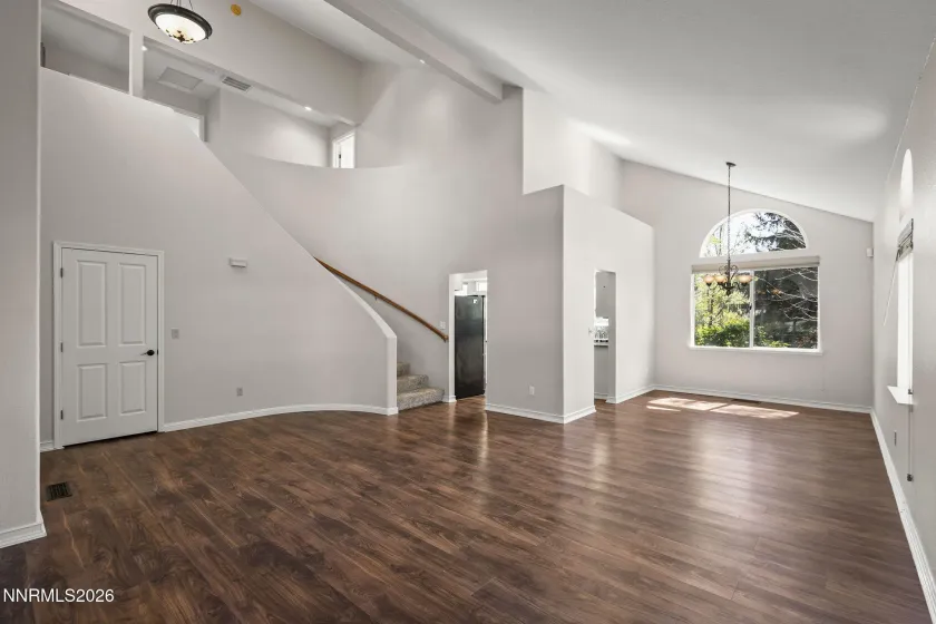 2260 Ridgeview, Reno, Nevada 89519, 3 Bedrooms Bedrooms, ,3 BathroomsBathrooms,Residential,Residential,Ridgeview,260003911