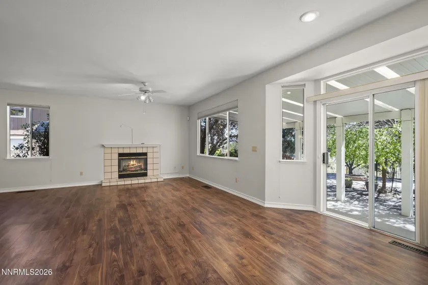 2260 Ridgeview, Reno, Nevada 89519, 3 Bedrooms Bedrooms, ,3 BathroomsBathrooms,Residential,Residential,Ridgeview,260003911