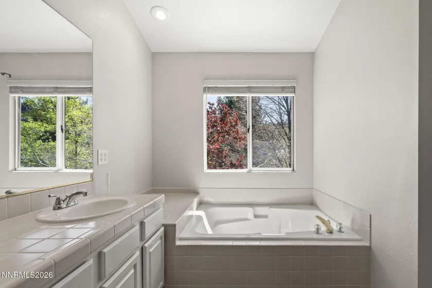 2260 Ridgeview, Reno, Nevada 89519, 3 Bedrooms Bedrooms, ,3 BathroomsBathrooms,Residential,Residential,Ridgeview,260003911