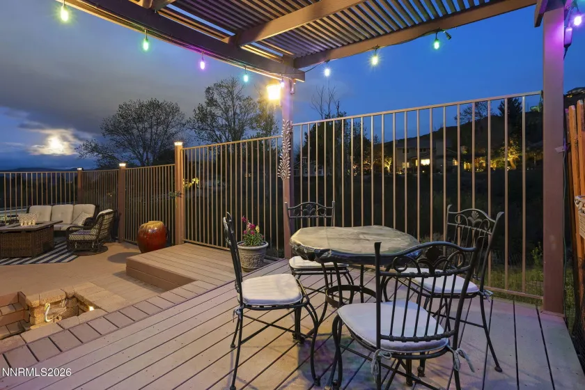 2260 Ridgeview, Reno, Nevada 89519, 3 Bedrooms Bedrooms, ,3 BathroomsBathrooms,Residential,Residential,Ridgeview,260003911