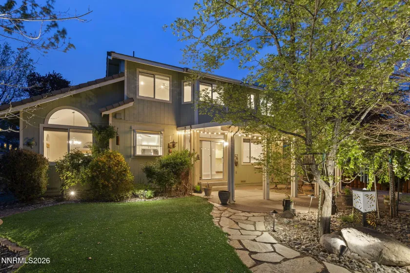 2260 Ridgeview, Reno, Nevada 89519, 3 Bedrooms Bedrooms, ,3 BathroomsBathrooms,Residential,Residential,Ridgeview,260003911