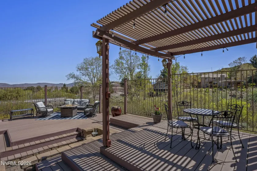 2260 Ridgeview, Reno, Nevada 89519, 3 Bedrooms Bedrooms, ,3 BathroomsBathrooms,Residential,Residential,Ridgeview,260003911