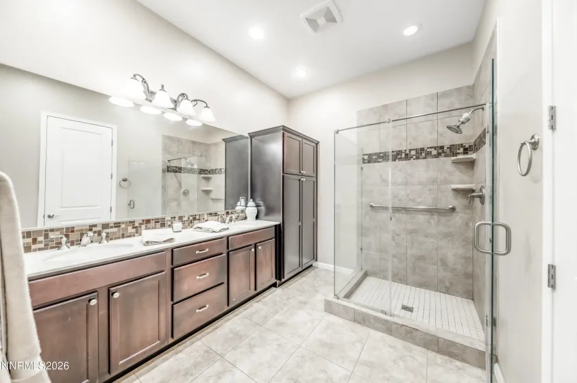 2305 Arpagos, Reno, Nevada 89521, 2 Bedrooms Bedrooms, ,3 BathroomsBathrooms,Residential,Residential,Arpagos,260003912