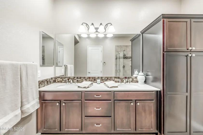 2305 Arpagos, Reno, Nevada 89521, 2 Bedrooms Bedrooms, ,3 BathroomsBathrooms,Residential,Residential,Arpagos,260003912