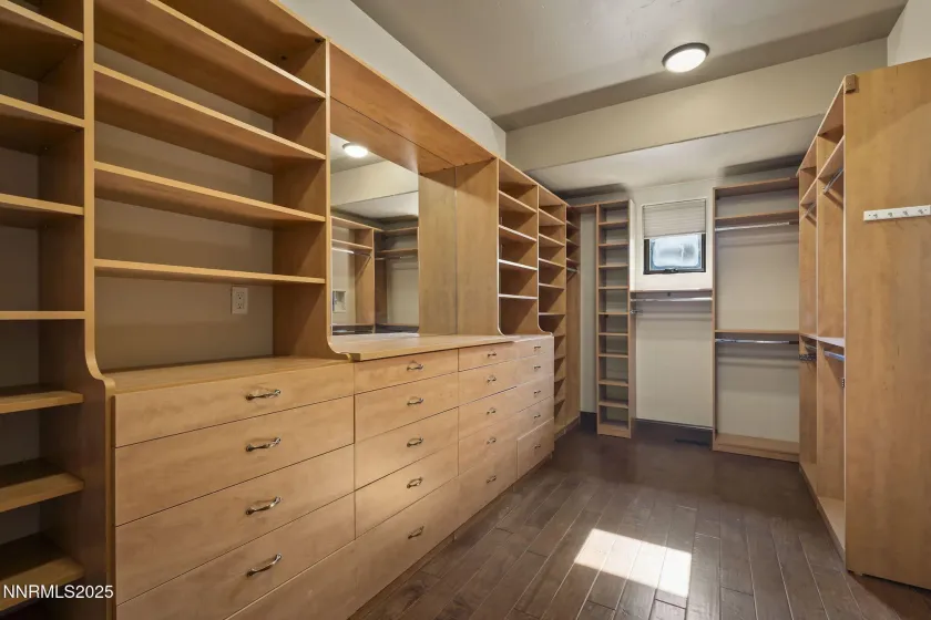 20 Promontory Pointe, Reno, Nevada 89519, 5 Bedrooms Bedrooms, ,7 BathroomsBathrooms,Residential,Residential,Promontory Pointe,260003913