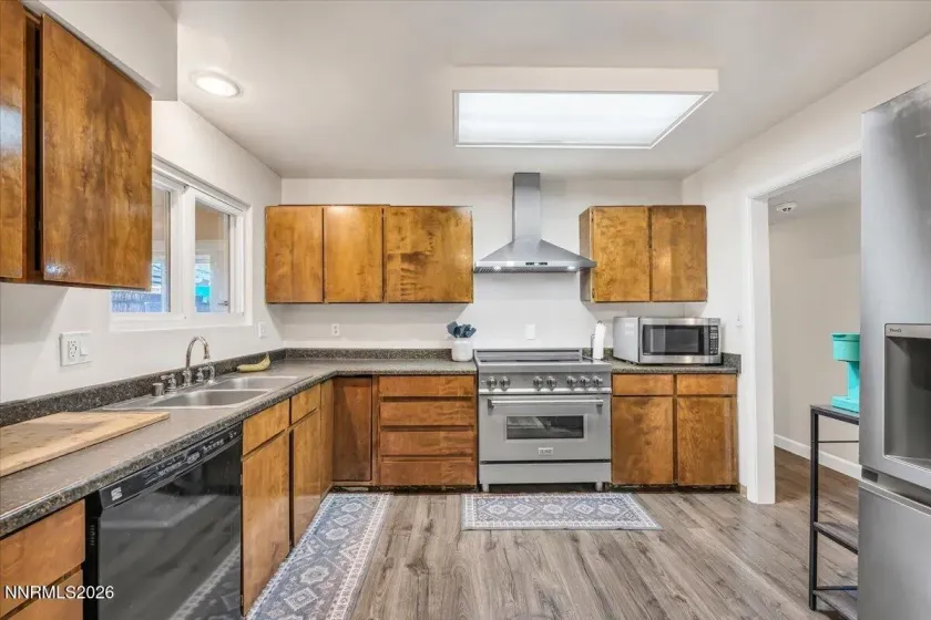 1885 18th, Sparks, Nevada 89431, 3 Bedrooms Bedrooms, ,2 BathroomsBathrooms,Residential,Residential,18th,260003918