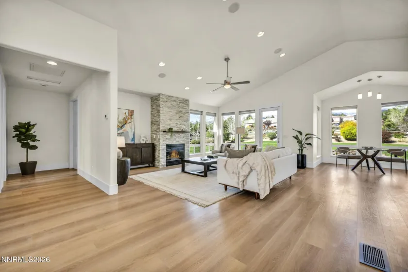 14295 Black Eagle, Reno, Nevada 89511, 3 Bedrooms Bedrooms, ,3 BathroomsBathrooms,Residential,Residential,Black Eagle,260003917