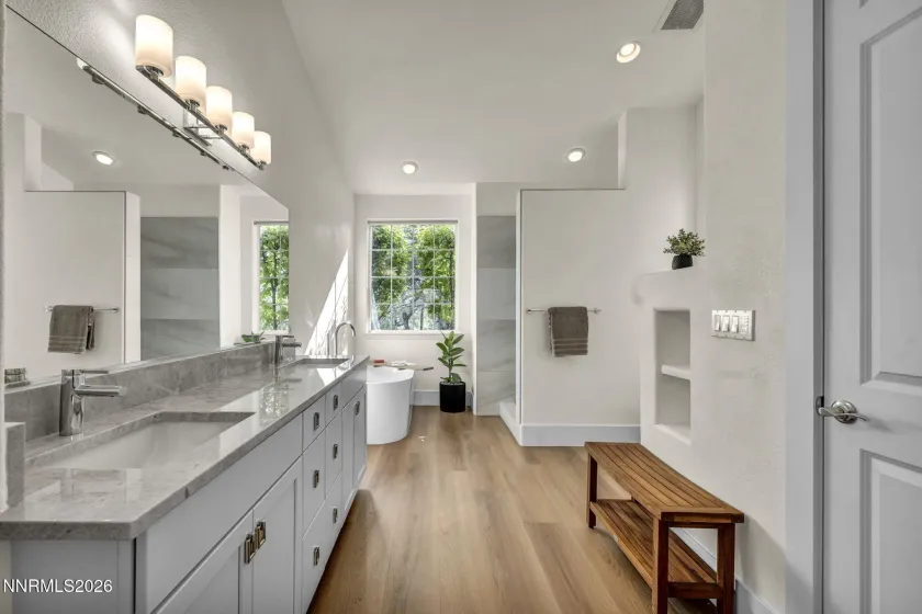 14295 Black Eagle, Reno, Nevada 89511, 3 Bedrooms Bedrooms, ,3 BathroomsBathrooms,Residential,Residential,Black Eagle,260003917