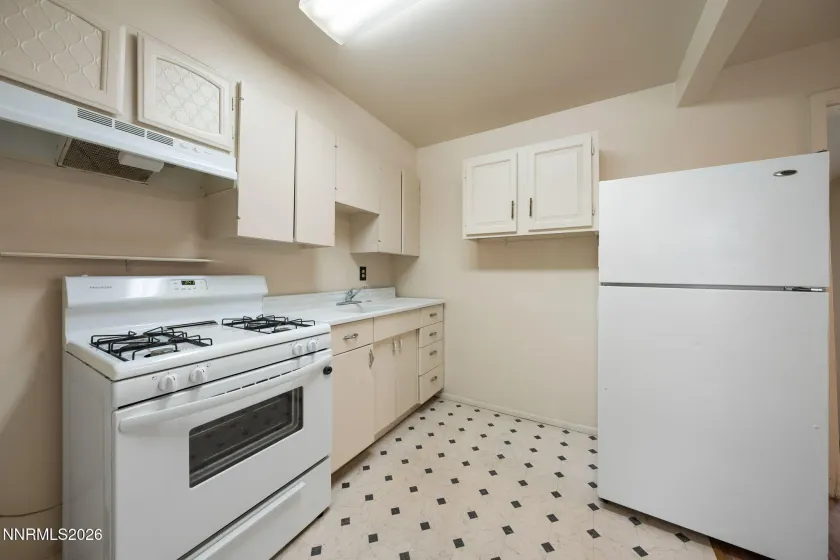 415 Field, Sparks, Nevada 89431, 4 Bedrooms Bedrooms, ,3 BathroomsBathrooms,Residential Income,Residential,Field,260003923