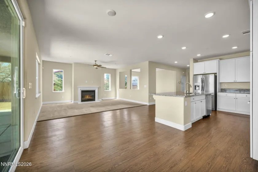 2630 Cityview, Sparks, Nevada 89431, 4 Bedrooms Bedrooms, ,4 BathroomsBathrooms,Residential,Residential,Cityview,260003924