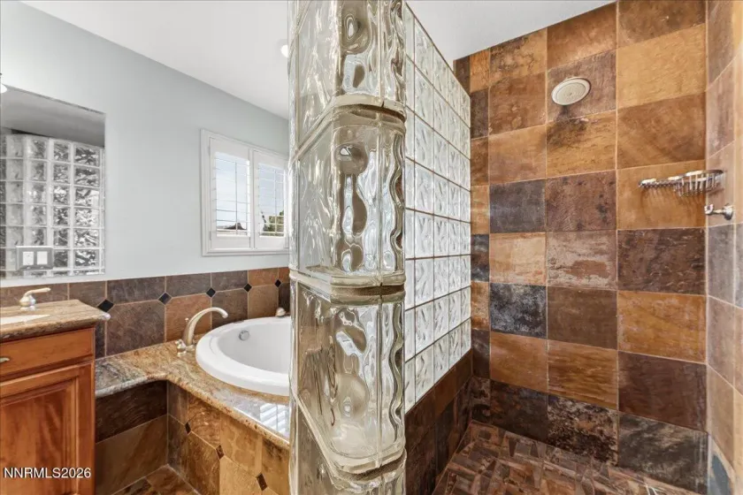 1840 Berkeley, Reno, Nevada 89509, 3 Bedrooms Bedrooms, ,2 BathroomsBathrooms,Residential,Residential,Berkeley,260003895