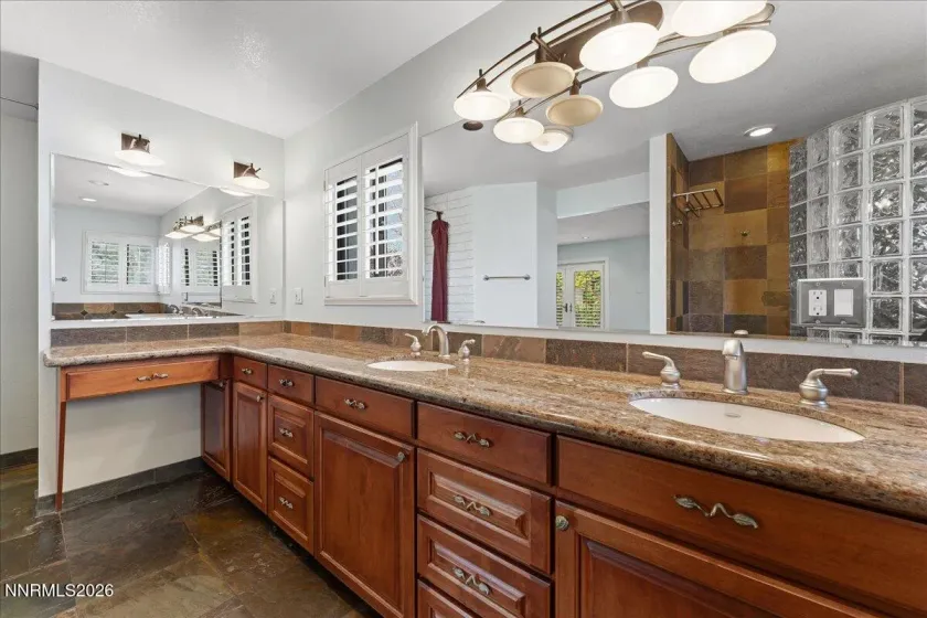 1840 Berkeley, Reno, Nevada 89509, 3 Bedrooms Bedrooms, ,2 BathroomsBathrooms,Residential,Residential,Berkeley,260003895