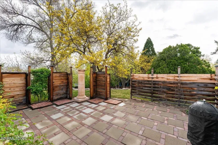 1840 Berkeley, Reno, Nevada 89509, 3 Bedrooms Bedrooms, ,2 BathroomsBathrooms,Residential,Residential,Berkeley,260003895