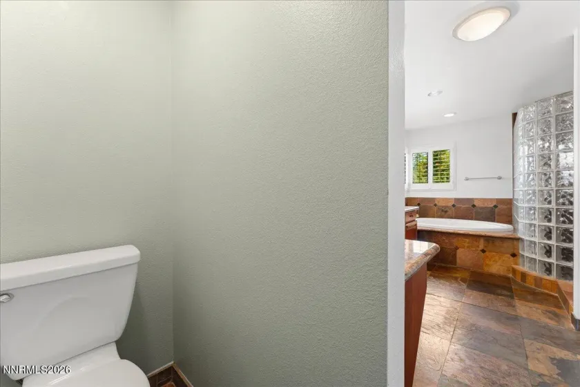 1840 Berkeley, Reno, Nevada 89509, 3 Bedrooms Bedrooms, ,2 BathroomsBathrooms,Residential,Residential,Berkeley,260003895