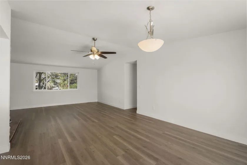 20 Palm Springs, Sparks, Nevada 89441, 3 Bedrooms Bedrooms, ,2 BathroomsBathrooms,Residential,Residential,Palm Springs,260003920