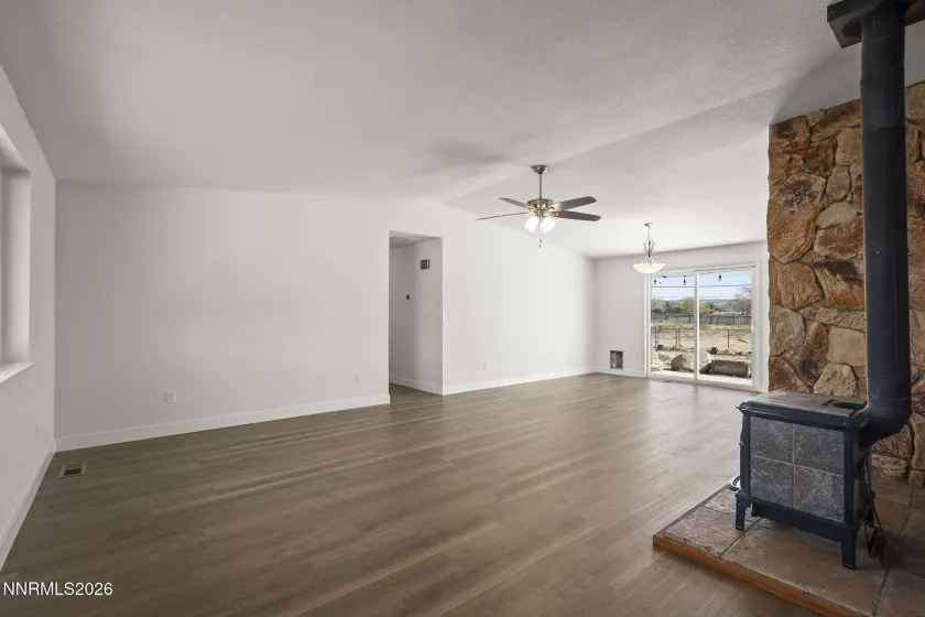 20 Palm Springs, Sparks, Nevada 89441, 3 Bedrooms Bedrooms, ,2 BathroomsBathrooms,Residential,Residential,Palm Springs,260003920