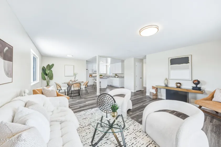 832 Greenbrae, Sparks, Nevada 89434, 3 Bedrooms Bedrooms, ,2 BathroomsBathrooms,Residential,Residential,Greenbrae,260003922