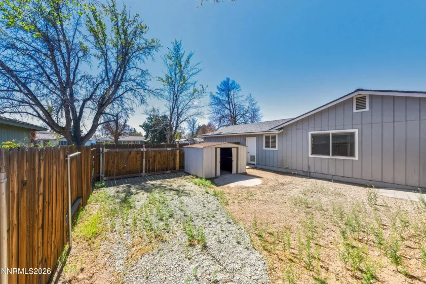 832 Greenbrae, Sparks, Nevada 89434, 3 Bedrooms Bedrooms, ,2 BathroomsBathrooms,Residential,Residential,Greenbrae,260003922