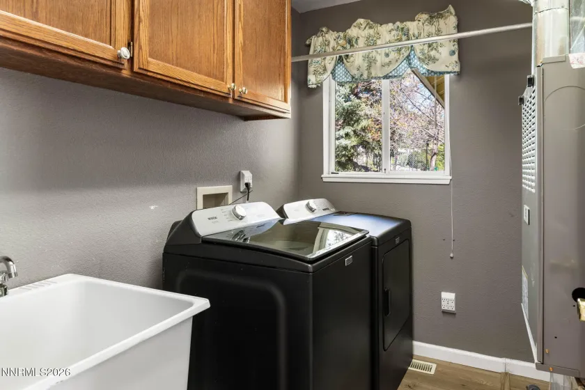 16 Woodstock, Carson City, Nevada 89703, 3 Bedrooms Bedrooms, ,2 BathroomsBathrooms,Residential,Residential,Woodstock,260003934