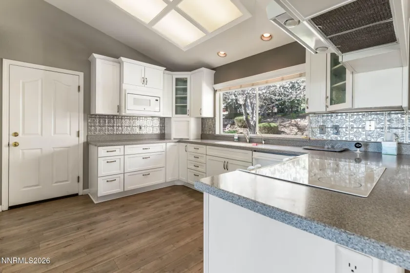 16 Woodstock, Carson City, Nevada 89703, 3 Bedrooms Bedrooms, ,2 BathroomsBathrooms,Residential,Residential,Woodstock,260003934