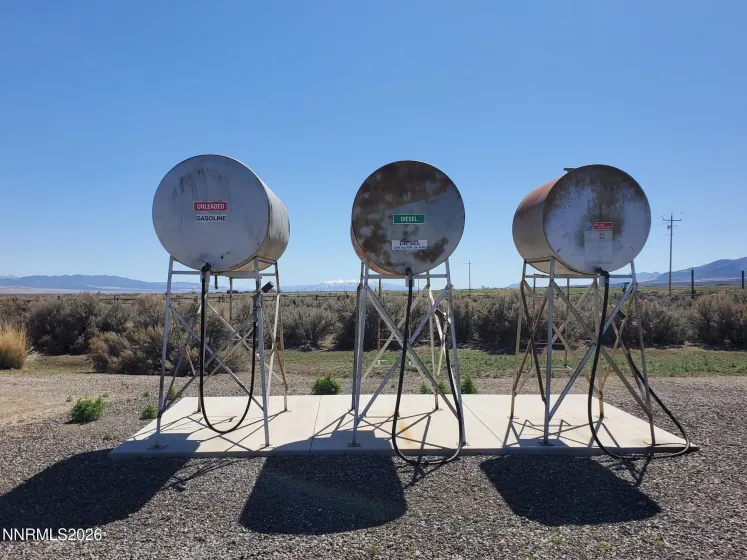 18520 State Route 290, Paradise Valley, Nevada 89426, 2 Bedrooms Bedrooms, ,3 BathroomsBathrooms,Residential,Residential,State Route 290,260003936