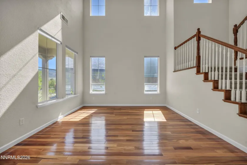 7255 Provence, Reno, Nevada 89523, 5 Bedrooms Bedrooms, ,3 BathroomsBathrooms,Residential,Residential,Provence,260003937