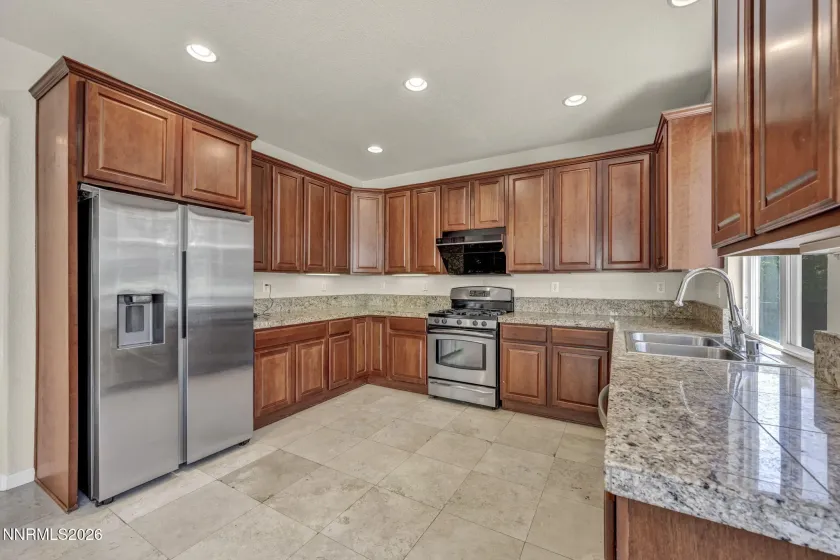 7255 Provence, Reno, Nevada 89523, 5 Bedrooms Bedrooms, ,3 BathroomsBathrooms,Residential,Residential,Provence,260003937