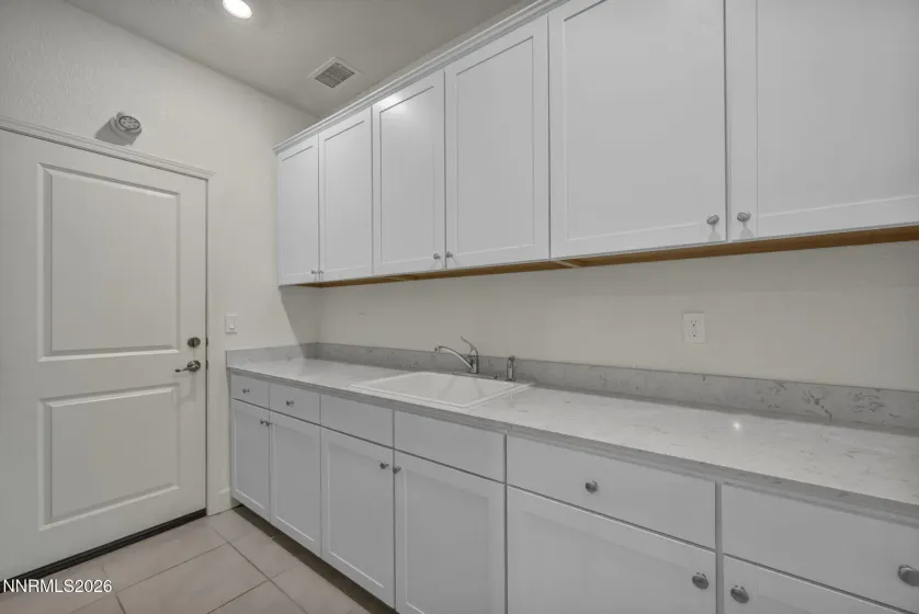 1234 Bravestone, Carson City, Nevada 89703, 4 Bedrooms Bedrooms, ,3 BathroomsBathrooms,Residential,Residential,Bravestone,260003938